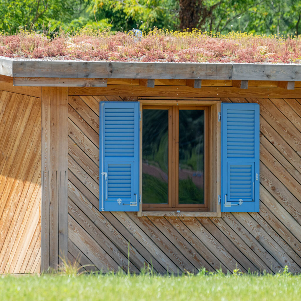 La Casa di Paglia sul Lago di Garda – Green Apartment in San Felice del  Benaco, Brescia, Lombardia, IT